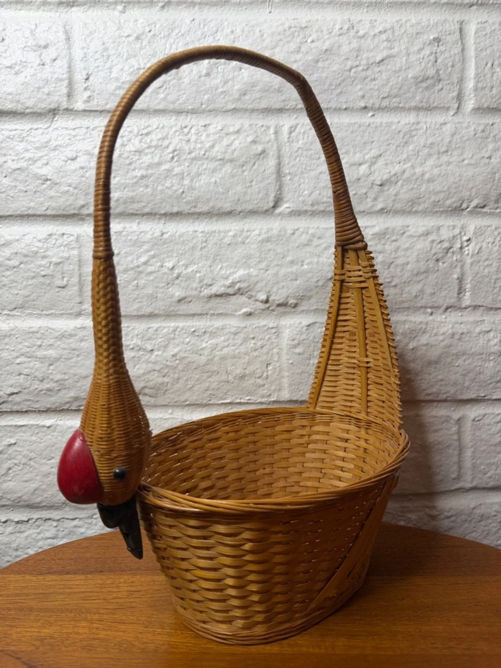Vintage Wicker Goose Duck Basket Planter Farmhouse Grannycore Cottage Decor